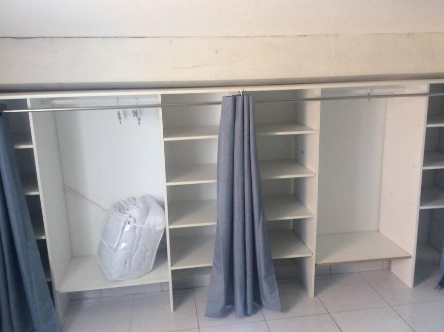Holiday home Jolie Petite Climatisee Proche De La