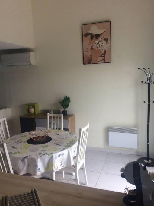 Jolie Petite Climatisee Proche De La